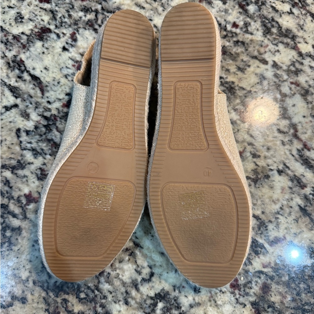 Alexis Leroy Slingback Sandals NWOT Size 9 - Picture 5 of 8